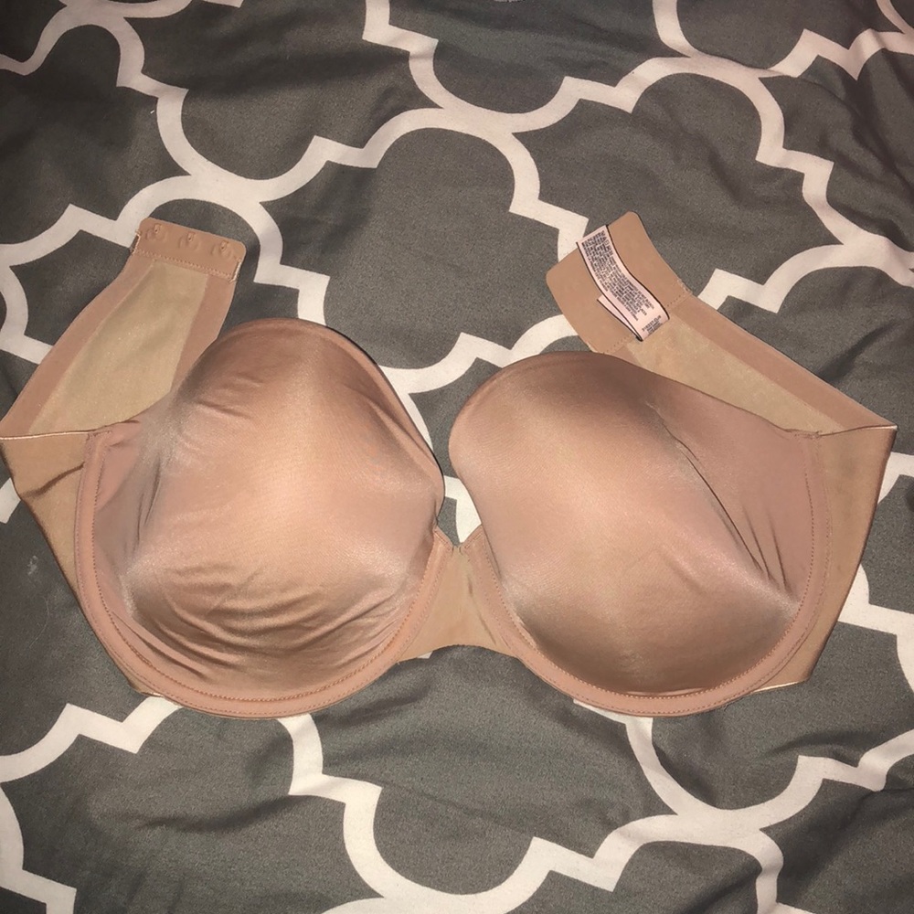 NWOT VS strapless bra!